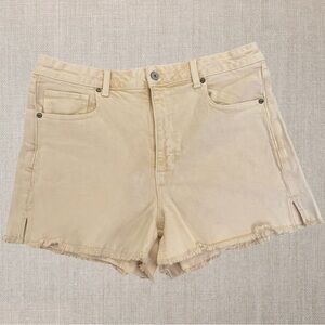 AMERICAN EAGLE Women’s Denim Mom Shorts